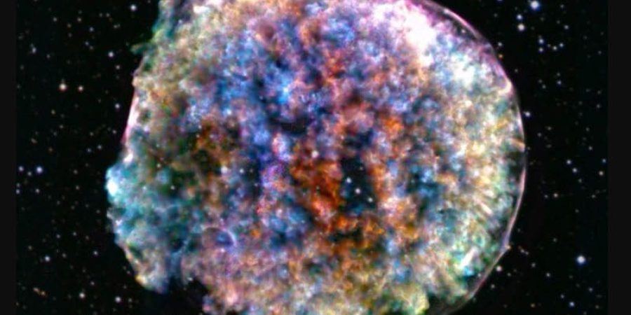 المستعرات العظمى هي انفجارات النجوم العملاقة الفائقة في نهاية حياتها (ناسا)