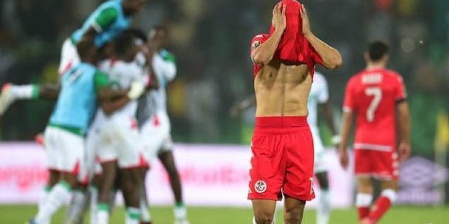 حسرة لاعب تونس بعد الخروج