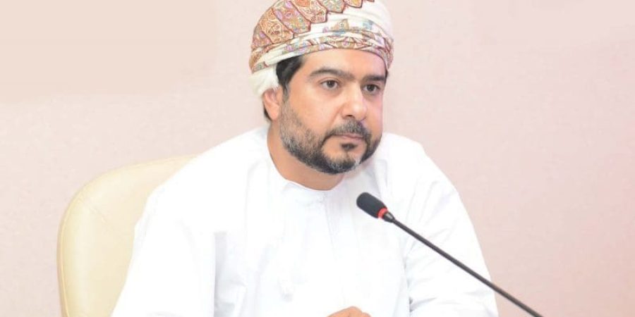 قيس بن محمد اليوسف وزير التجارة والصناعة وترويج الاستثمار