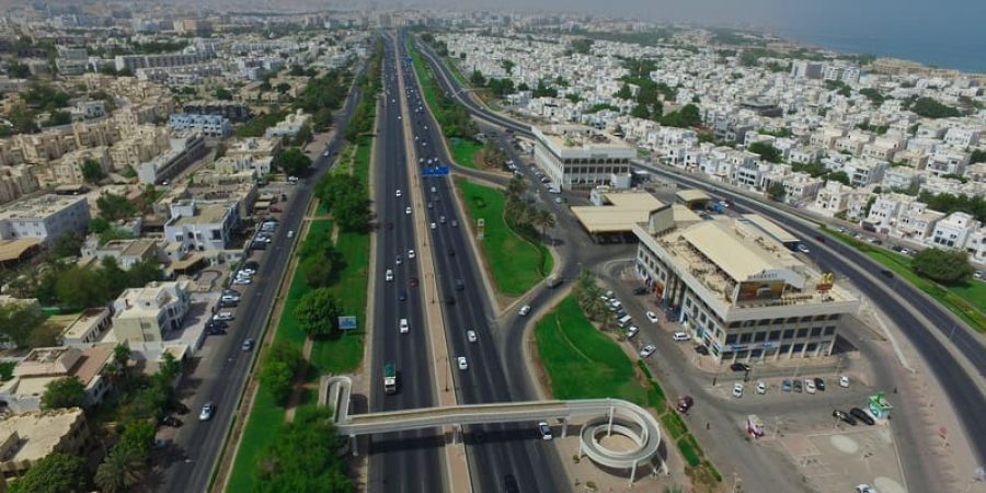 أكثر من 1.6 مليون مركبة مسجلة في سلطنة عُمان بنهاية
