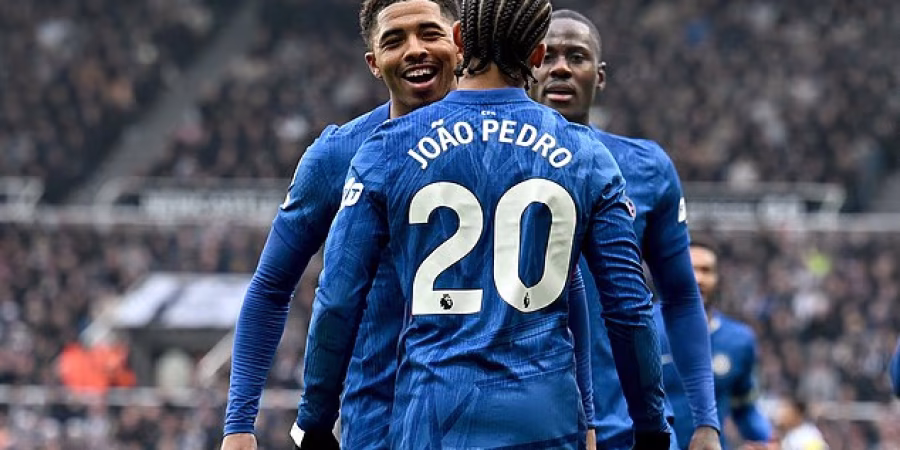 تشيلسي ينجو من الخسارة وينتزع نقطة ثمينة