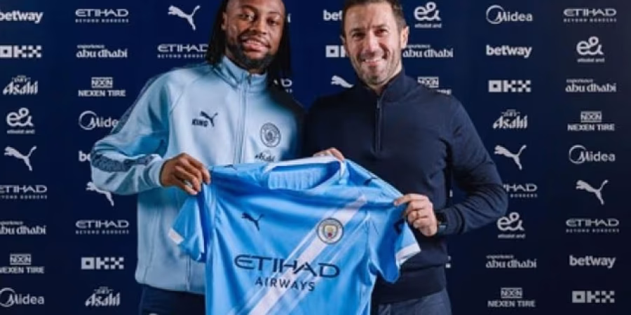 مانشستر سيتي يعلن ضم الغاني سيمينيو