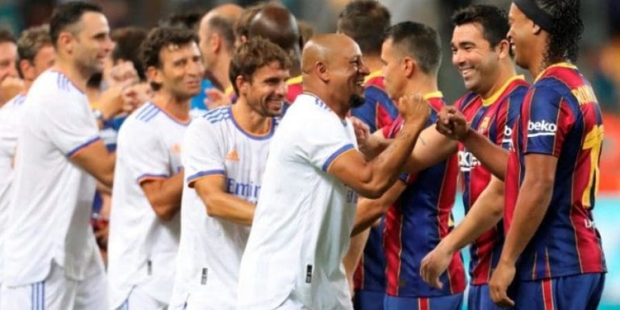 أساطير ريال مدريد يتفوقون في الكلاسيكو