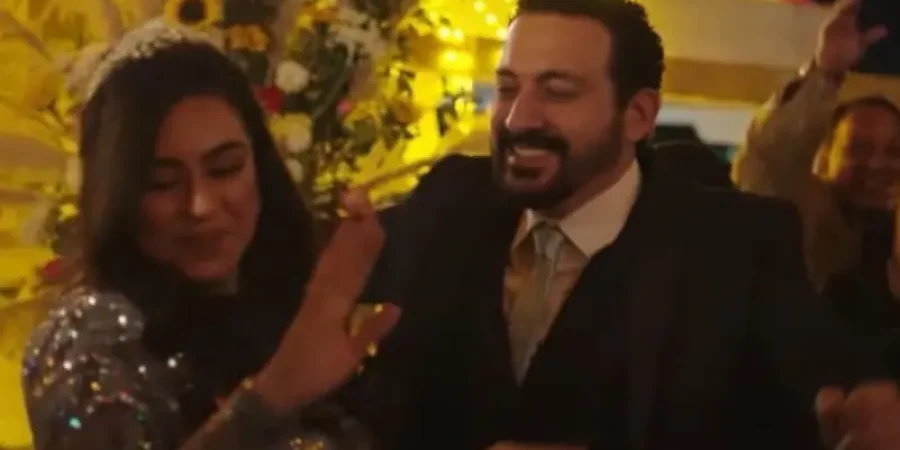 صورة من مسلسل "تحت الوصاية" نشرتها زوجة الفنان المصري دياب