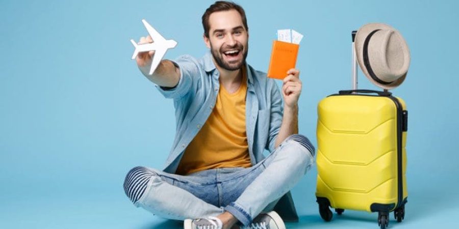 بعض الشركات تتيح لموظفيها أن يقرروا ضمن فريق واحد متى وأين ينبغي أن يعملوا بناء على طبيعة المشاريع المطروحة (شترستوك)