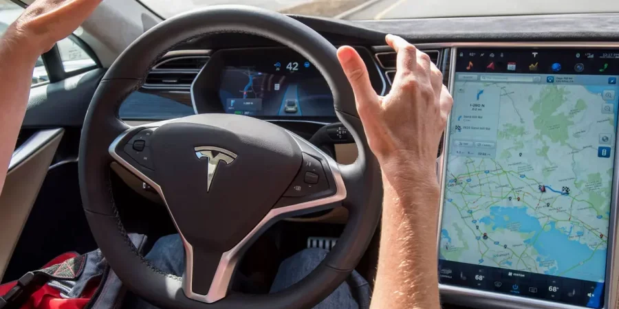 سيارة ذاتية القيادة