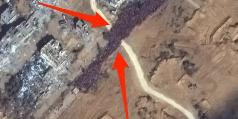 صور الحشود النازحة