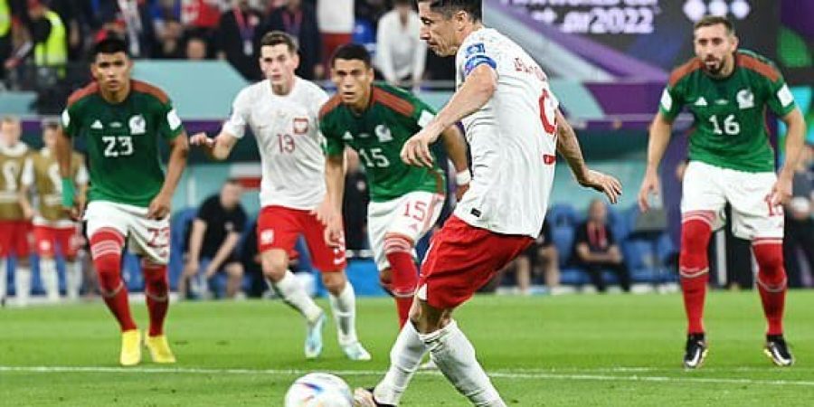 ليفاندوسكي يهدر ضربة جزاء