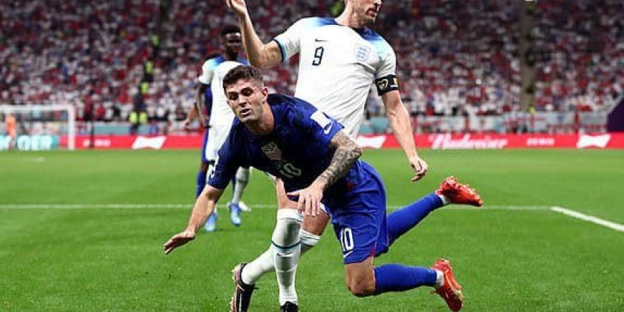 لقاء الإنحليز والأمريكان ينتهي بالتعادل السلبي