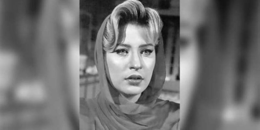 الفنانة شيرين سيف النصر