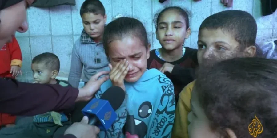 طفلة من غزة تصف ما عاشته على طريق النزوح