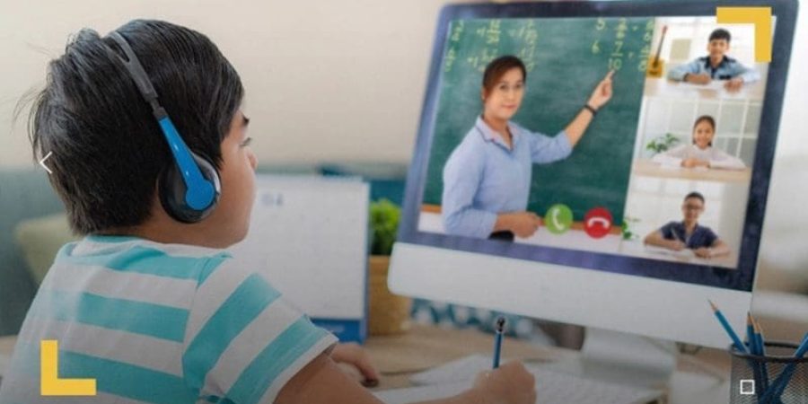 تحديات وصعوبات كثيرة تواجه الطلاب والمعلمين والأهل في الدول العربية في تطبيق نظام التعلم عن بعد