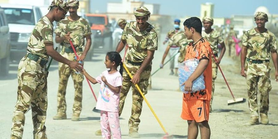 حملة تطوعية واسعة لدعم ومساندة المواطنين والمقيمين المتأثرين من الحالة المدارية “شاهين”