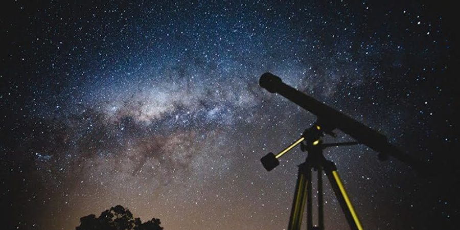 فرصة مناسبة لهواة سماء الليل ومحبي النجوم والقمر لتأمل بعض الأحداث الفلكية الممتعة خلال شهر رمضان