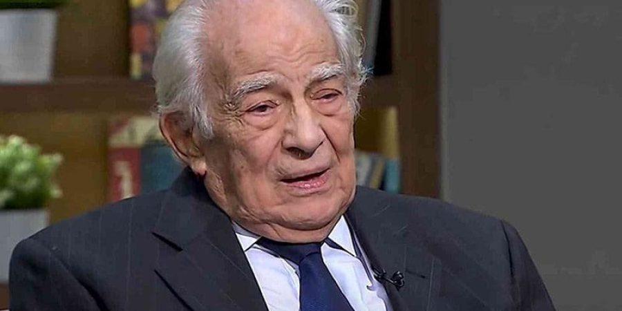 الفنان الكبير  رشوان توفيق