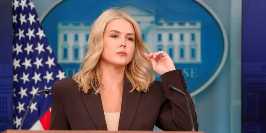 كارولين ليفيت