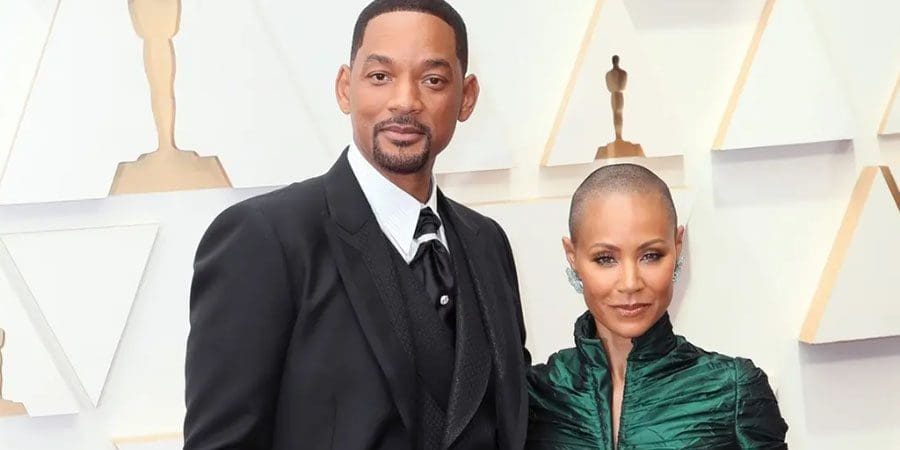 ويل سميث وزوجته من حفل الأوسكار يوم 27 مارس (فرانس برس)