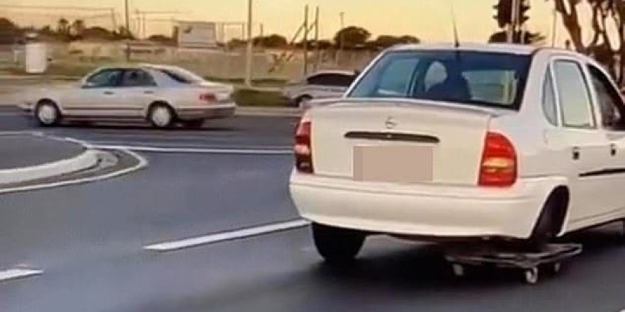 51599739-10296879-image-m-24_1639151993536