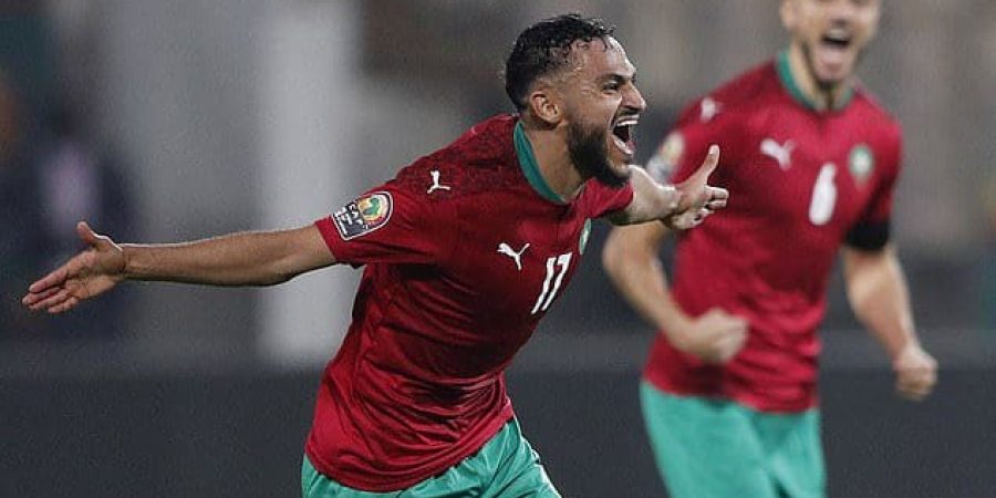 فرحة اللاعب سفيان بوفال بعد هدفه