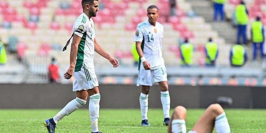 حسرة رياض محرز ورفاقه بعد التعادل