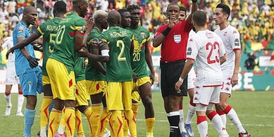 من أحداث مباراة تونس ومالي