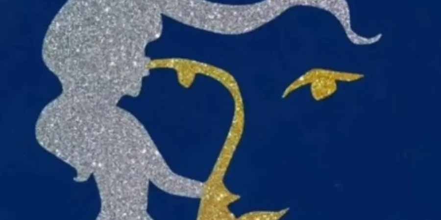 صورة واحدة وتفسيران