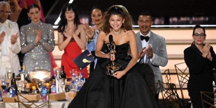  زيندايا تحصد جائزة أفضل ممثلة رئيسية في حفل جوائز Emmy