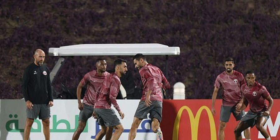 قطر تستعد للأكوادور بسلاح الأرض والجمهور