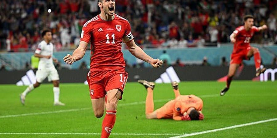 فرحة جاريث بيل بهدف التعادل