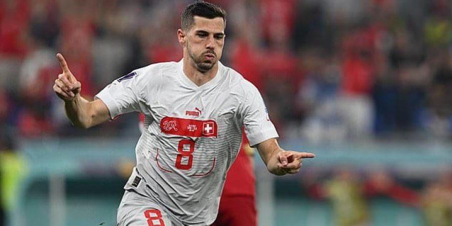 فرحة بريل إيمبولو بهدف سويسرا الثاني