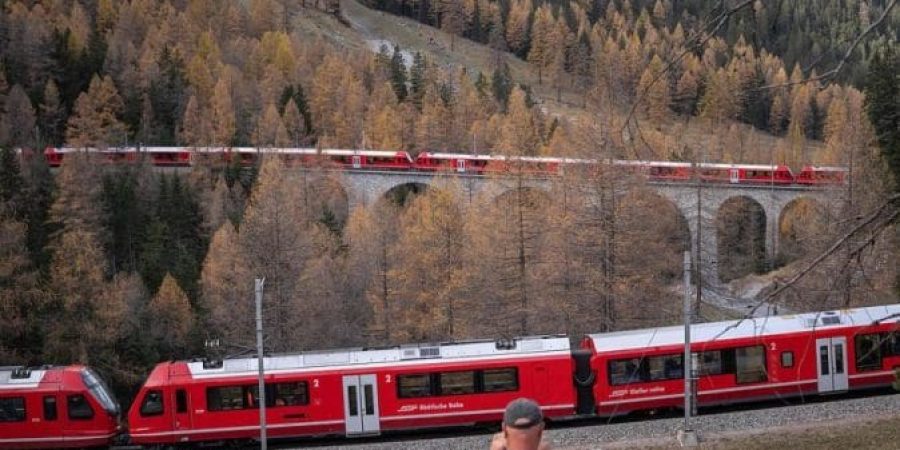 تشكيل أطول قطار ركاب في العالم