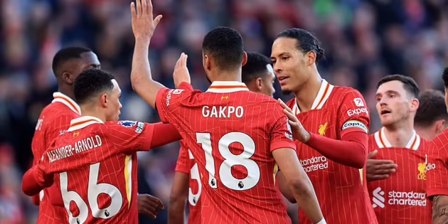 فرحة لاعبي ليفربول بالفوز