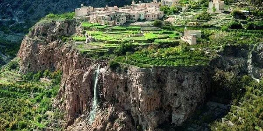 قرية العين في نيابة الجبل الأخضر