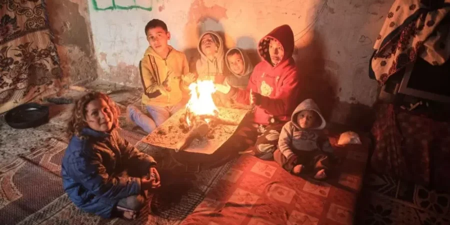 النازحون يخوضون صراعًا من أجل البقاء