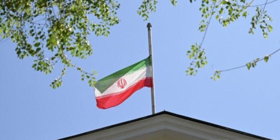 تمديد إغلاق المجال الجوي للبلاد
