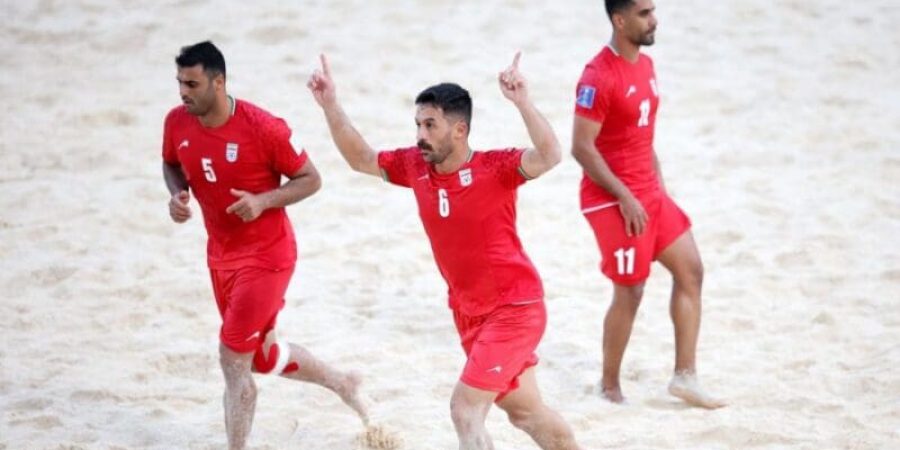 فرحة إيرانية بالفوز