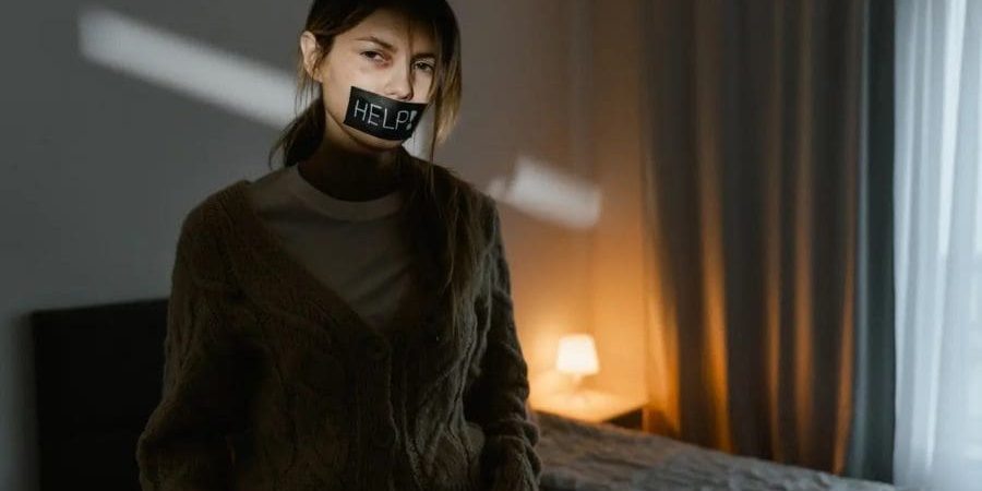 هناك تحيز آخر يسهم في ميلنا لإلقاء اللوم على الضحية