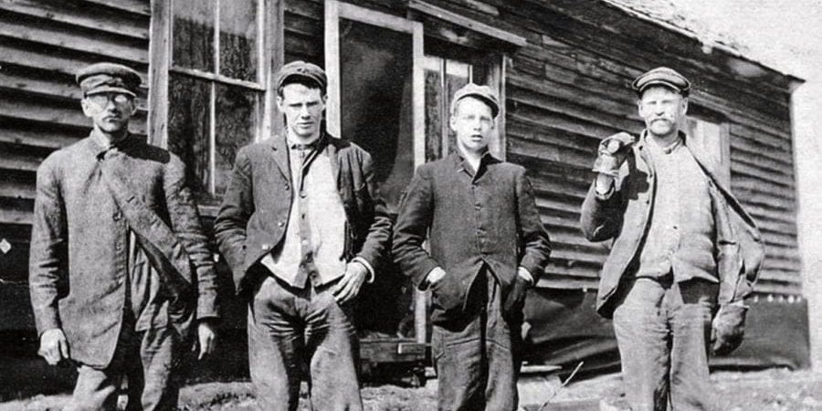 عصابة أبناء نيوتن الذين سرقوا