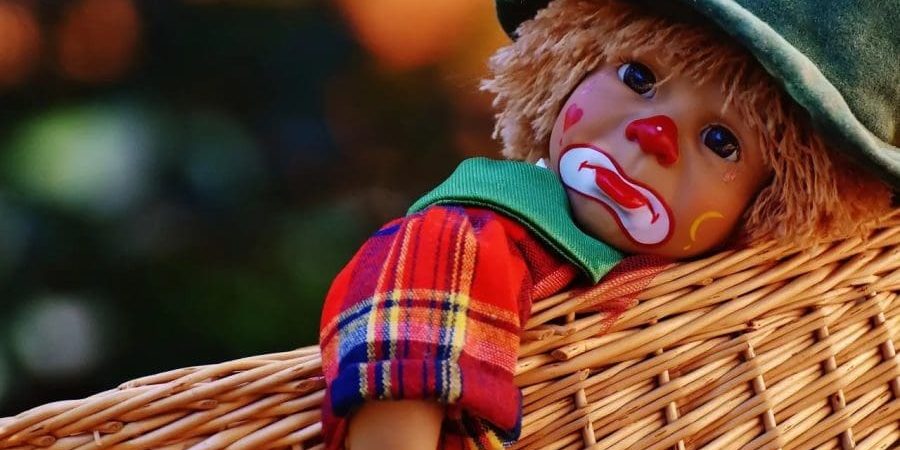 الانحياز للأضعف ظاهرة يؤثر بها الرأي العام على نفسه في المجالات التي بها منافسة لمجرد كون أحد الأطراف هو الأضعف (بيكسلز)