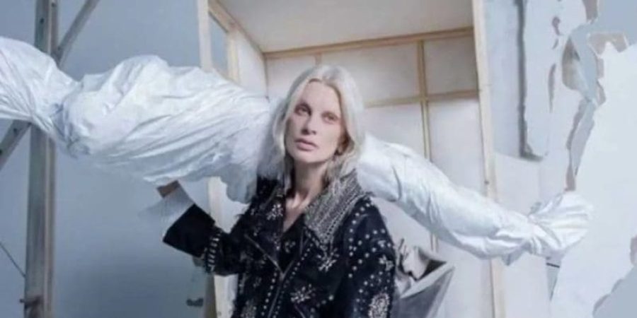 من حملة زارا الإعلانية التي حذفتها الشركة الإسبانية