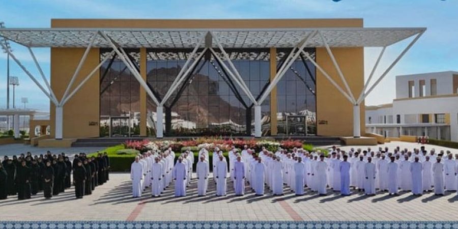 شرطة عُمان السلطانية تستقبل دفعة جديدة من
المواطنين والمواطنات