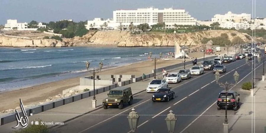 إغلاق الحركة المرورية في أحد شوارع مسقط