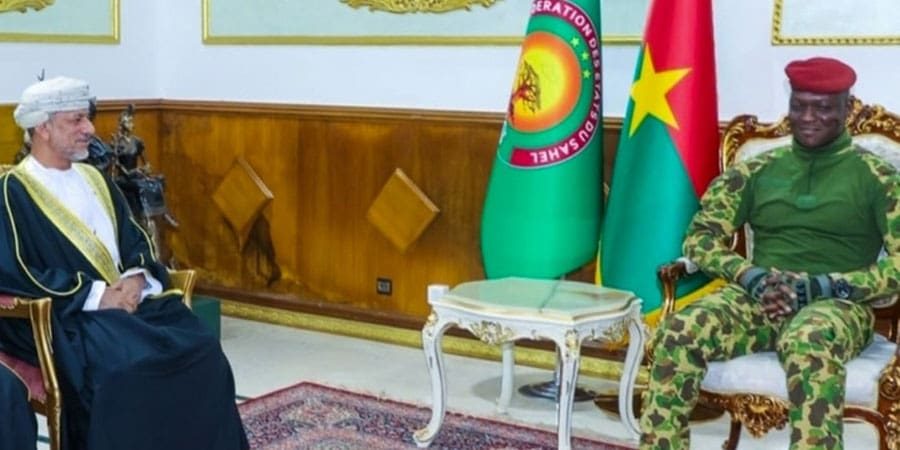 رئيس بوركينا فاسو يستقبل رئيس جهاز الاستثمار العماني