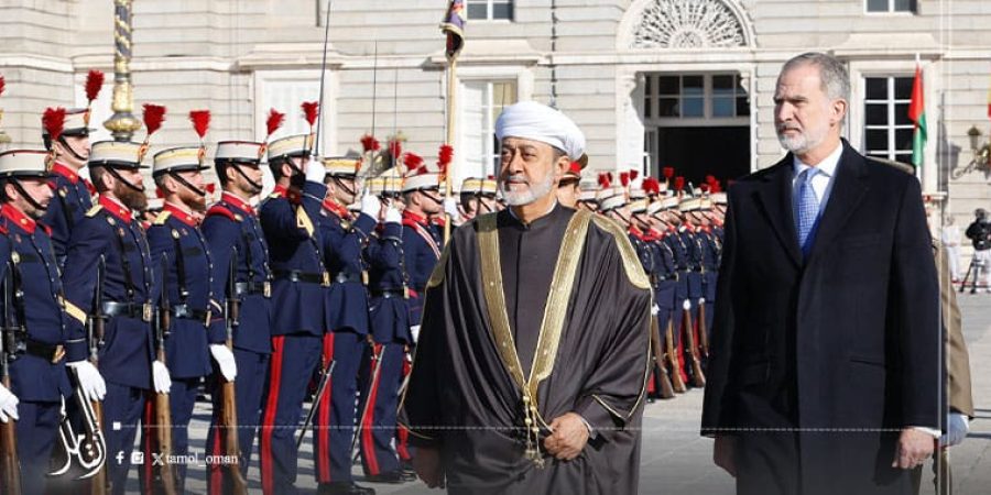 ملك إسبانيا يستقبل جلالة السلطان المعظم