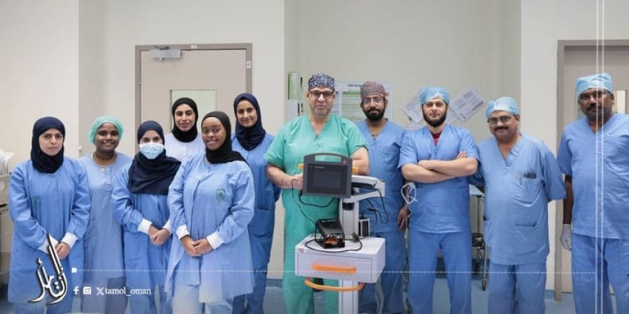 جهاز ليزر متطور يختصر الألم ومدة التعافي في مستشفى البريمي