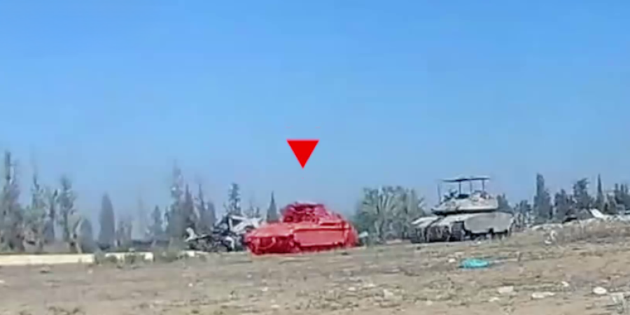 القسام أعلنت تفجير دبابتي ميركافا في جباليا (الجزيرة-أرشيف)