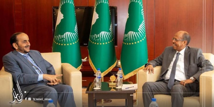 رئيس مفوضية الاتحاد الأفريقي يستقبل وكيل وزارة الخارجية
