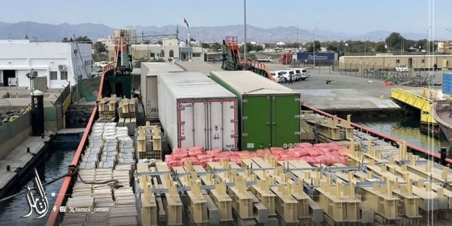 أكثر من 813 طن إجمالي البضائع المتناولة في ميناء شناص في عام 2025