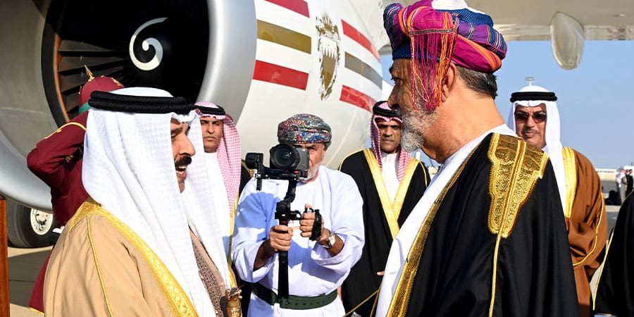 سلطان عمان وملك البحرين